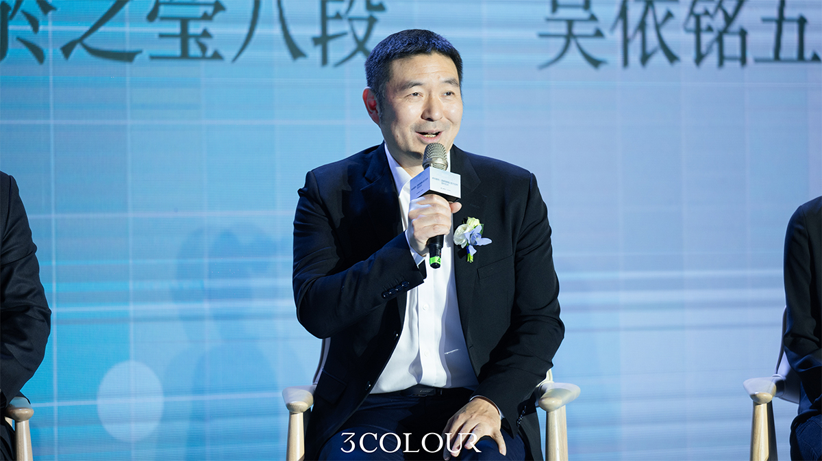 卓尚服飾丨齊聚王者之師，共尚凌云之志